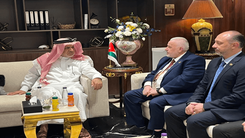 الدار - زار وزير الأوقاف السوري، محمد أبو الخير شكري، مساء اليوم الخمي