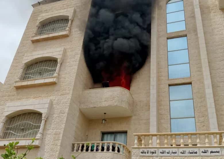 الدار - تعاملت طواقم الإطفاء المتخصصة العاملة في مديرية دفاع مدني وسط