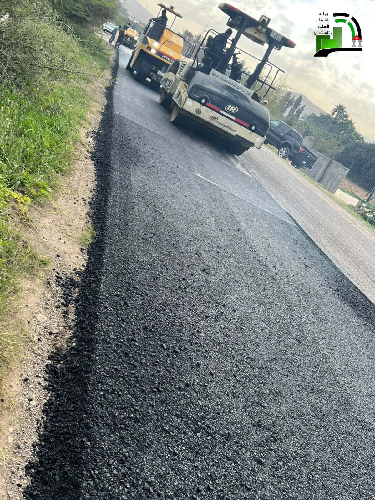 الدار - باشرت وزارة الأشغال العامة والإسكان، اليوم الأحد، تنفيذ حزمة م