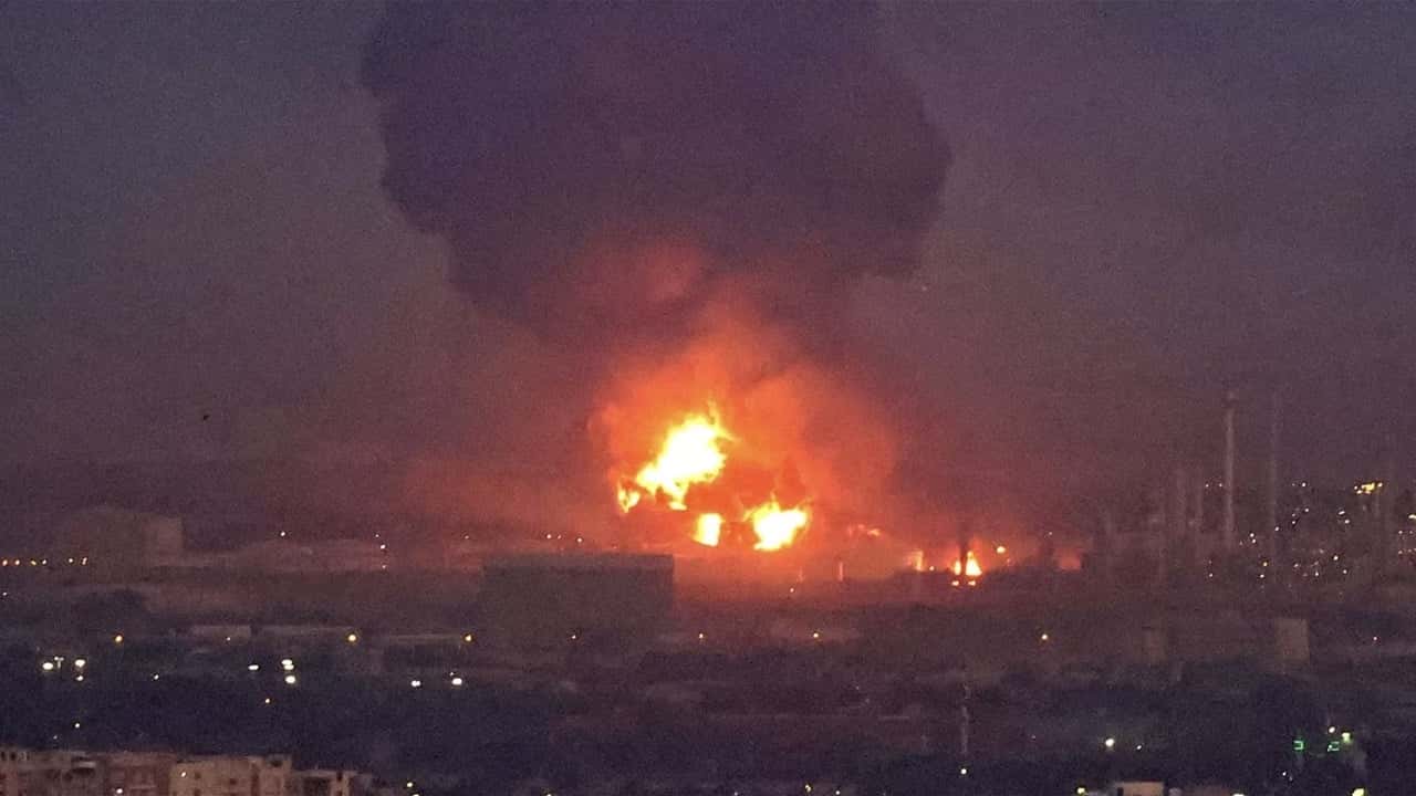 الدار - أعلنت وزارة الدفاع الكويتية أنها تعاملت مع 9 صواريخ و26 طائرة