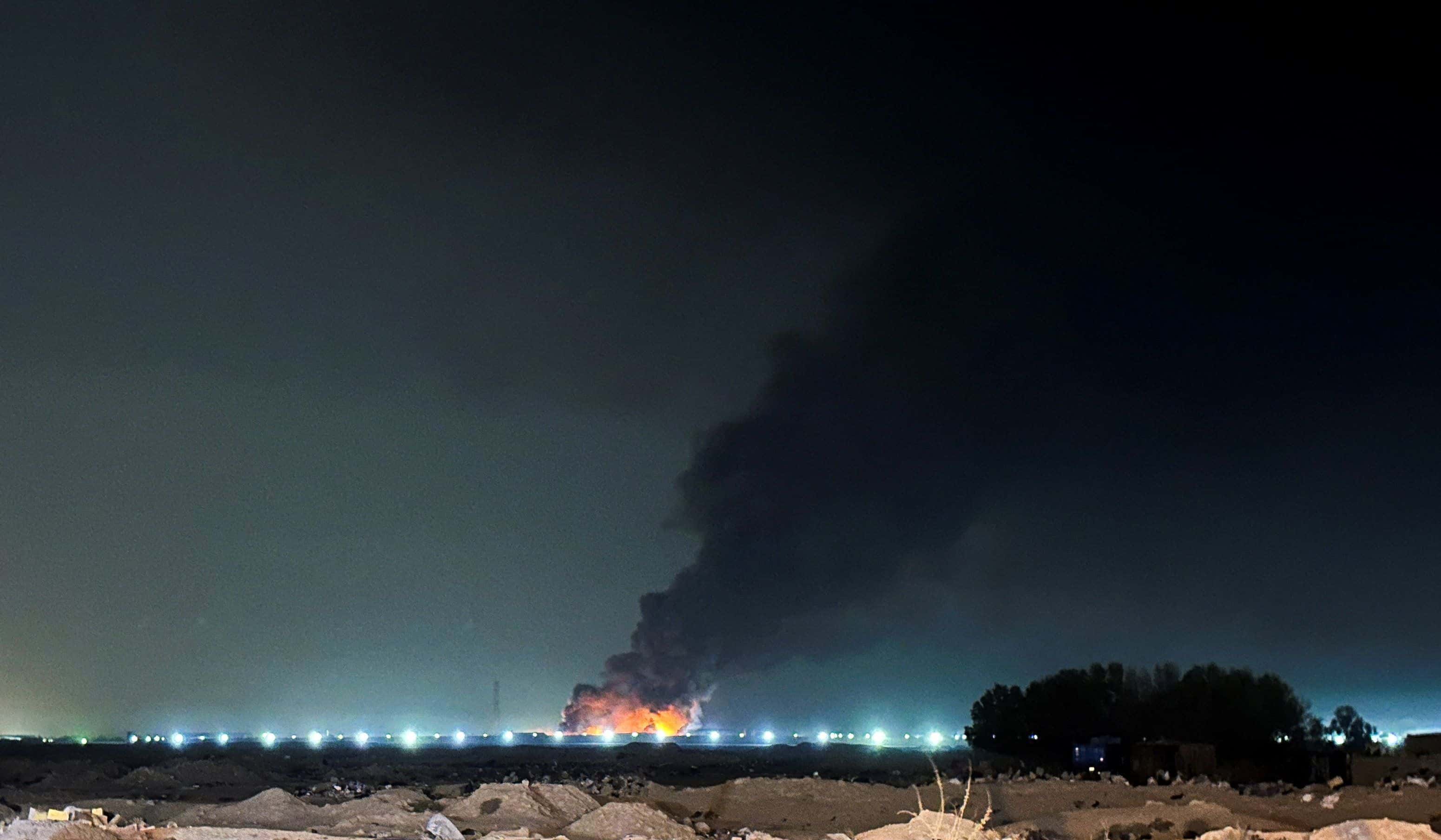 الدار - شهد محيط مطار بغداد الدولي، خلال ساعات منتصف ليل الثلاثاء، تصع