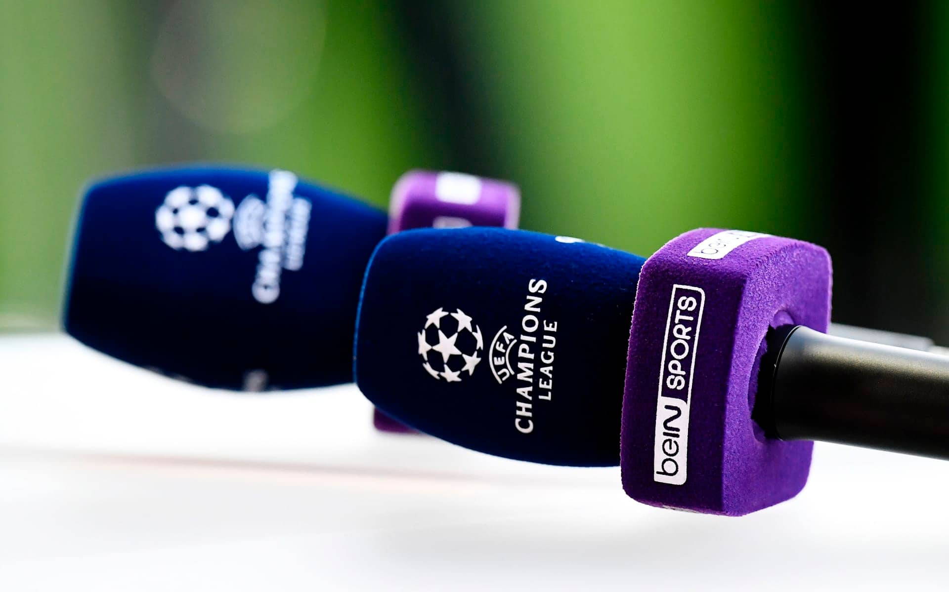 موجهات كروية نارية الاربعاء وهذه ابرز القنوات الناقلة