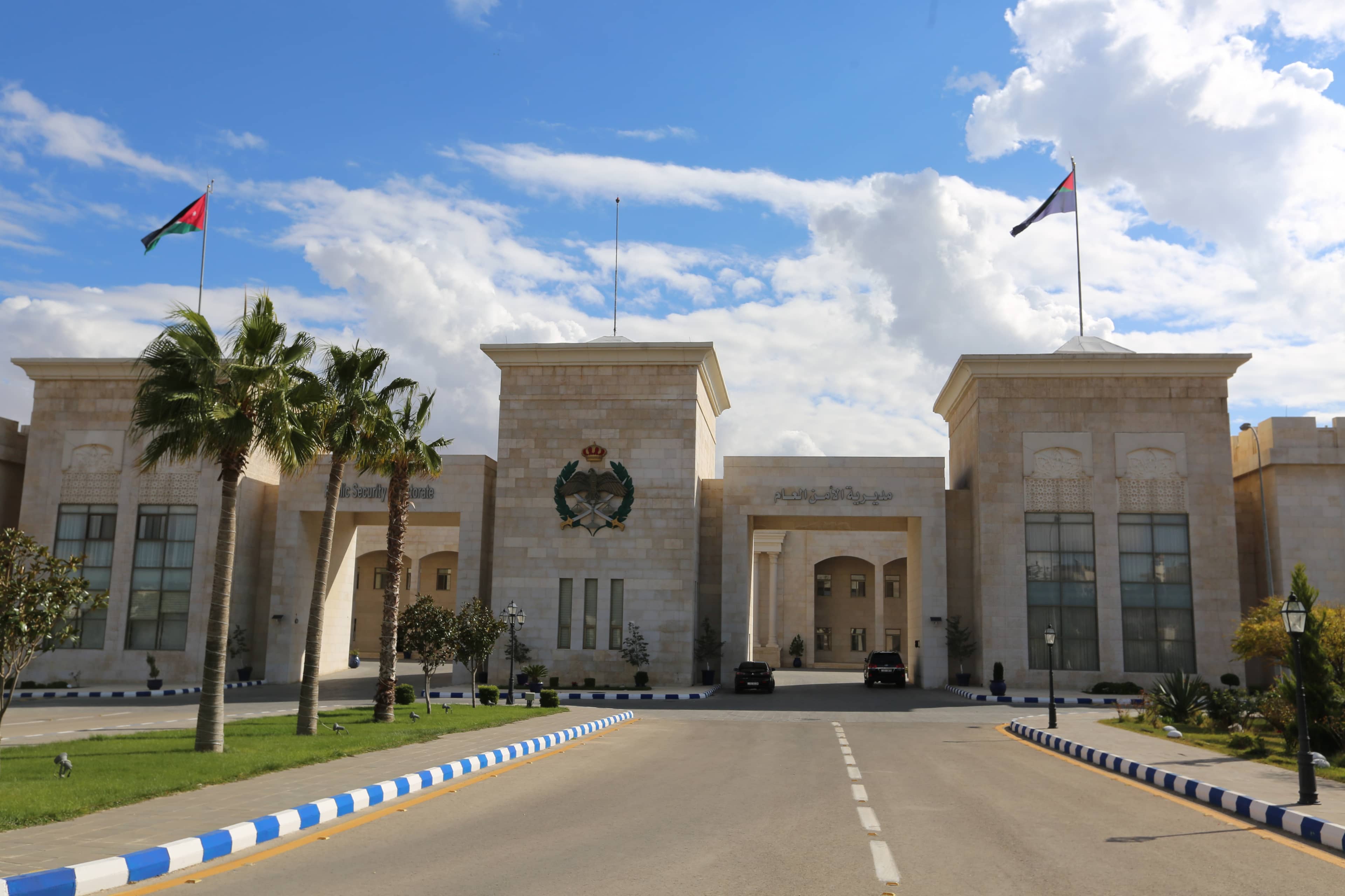 الأمن العام يحذر من الاجتهاد في التعامل مع الأجسام المتساقطة