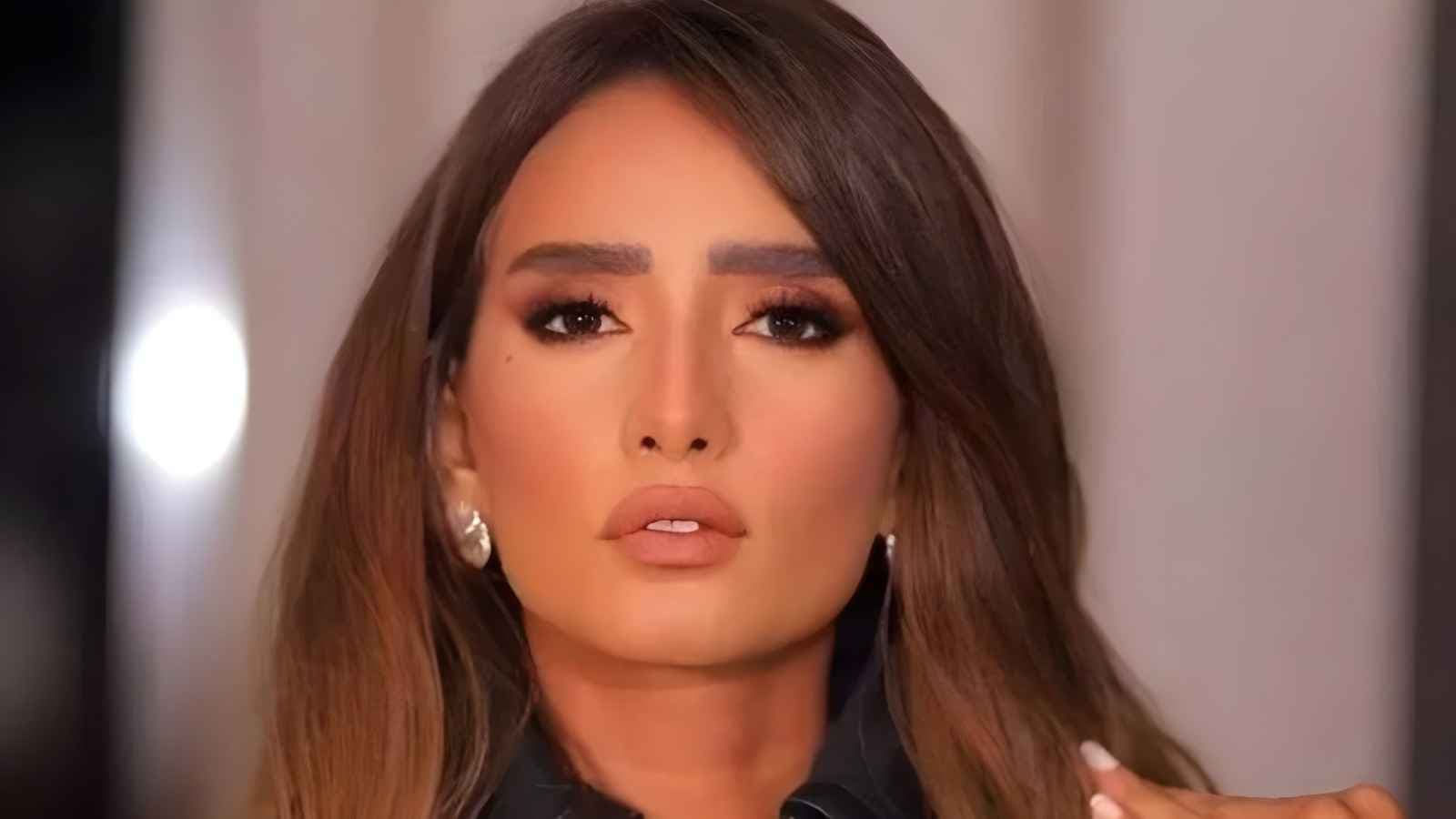 زينة تفجر تصريحات جريئة: "فقدت الثقة في الرجالة"