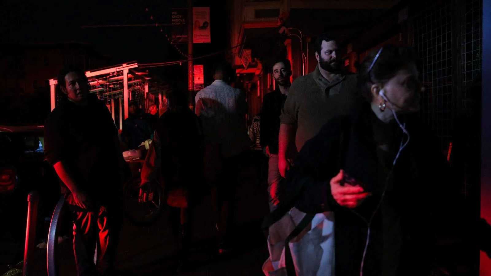 130 ألف منزل بلا كهرباء في سان فرانسيسكو الأمريكية