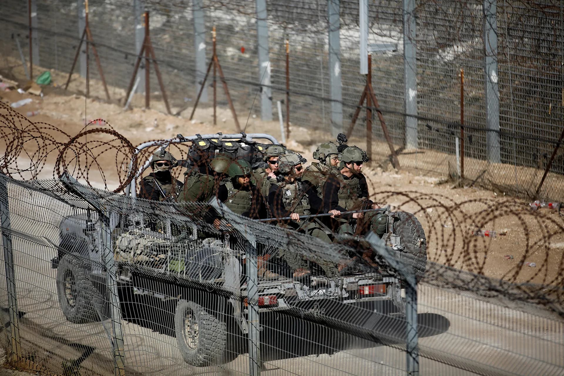 مصادر سورية: دورية للاحتلال الإسرائيلي تتوغل في قرية عين زيوان بريف القنيطرة