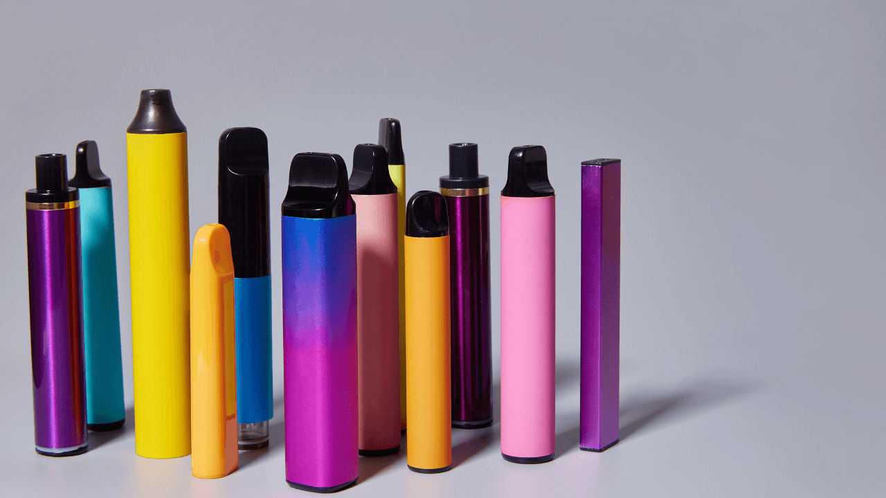 جمعية "لا للتدخين": تخفيض ضريبة السجائر الإلكترونية يشجع الأطفال اليافعين على التدخين