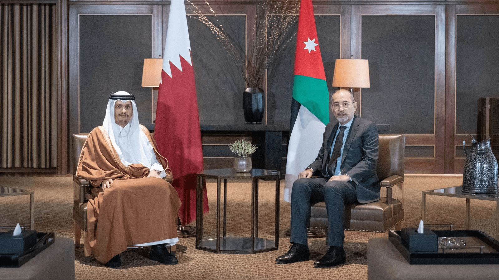 الدار - أجرى نائب رئيس الوزراء ووزير الخارجية وشؤون المغتربين أيمن ال