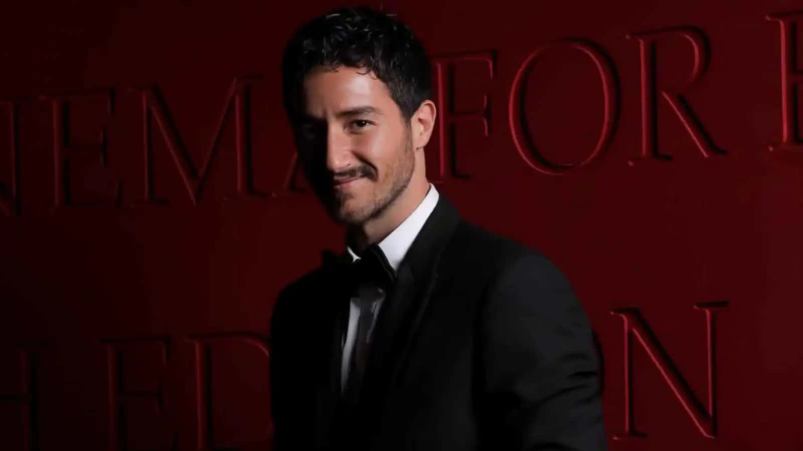 أعرب الفنان الشاب أحمد مالك عن سعادته الكبيرة بالنجاح الذي يحققه فيلمه