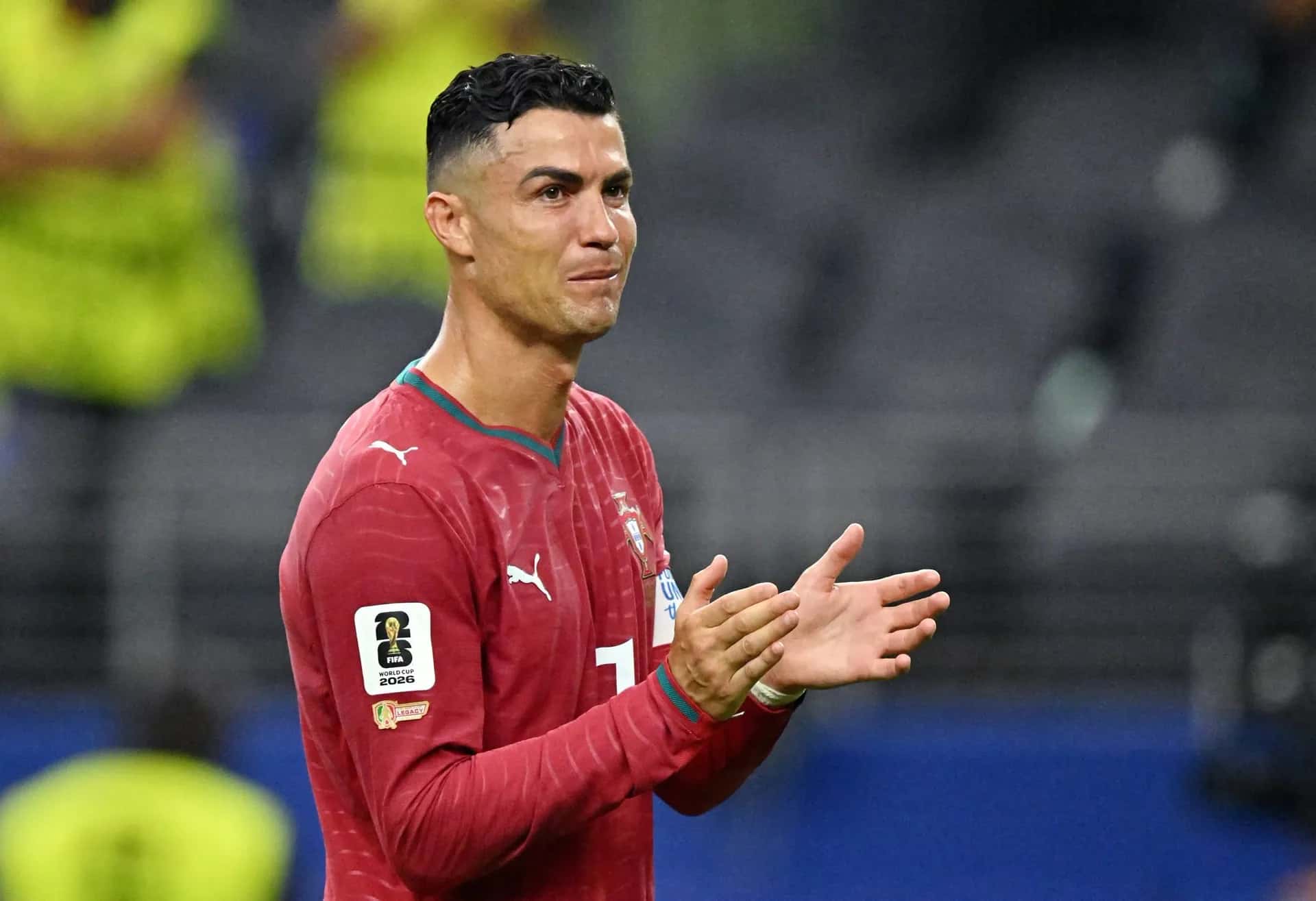 صدمة لعشاق "الدون".. الاتحاد البرتغالي يوقف رونالدو 30 يوماً وتغريمه ر